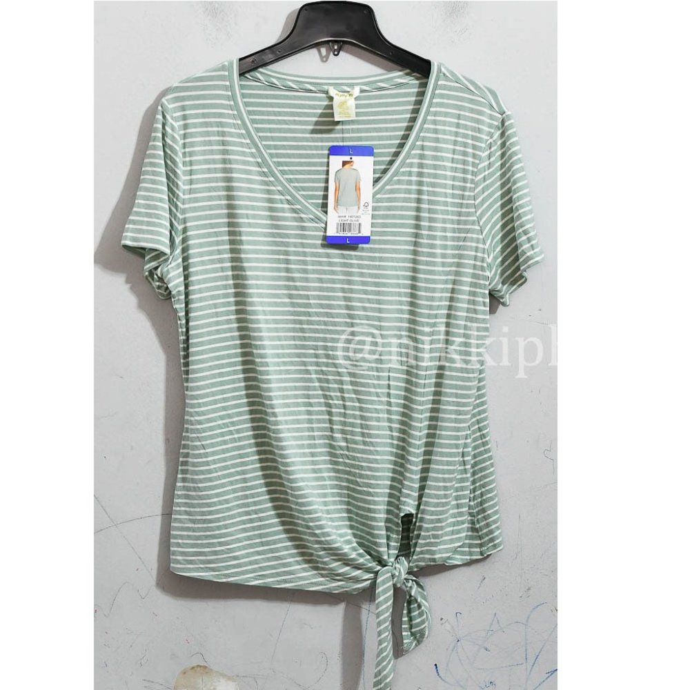 Matty Ladies' V-Neck Tee Shirt Top Short Sleeve Lightweight - Picture 2 of 5